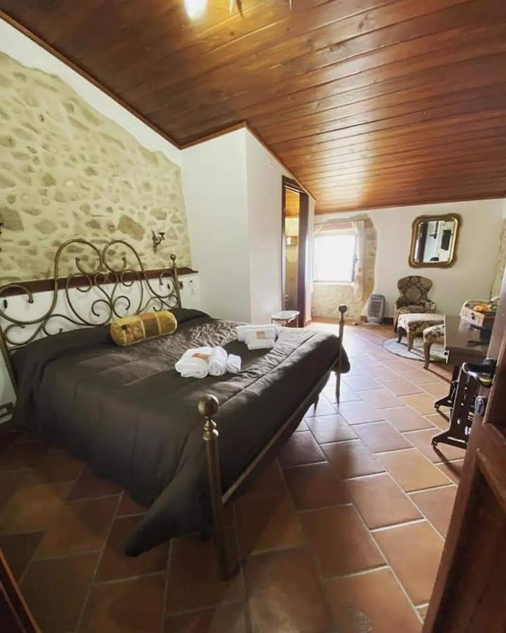La Rupe Bed And Breakfast Norma Екстер'єр фото