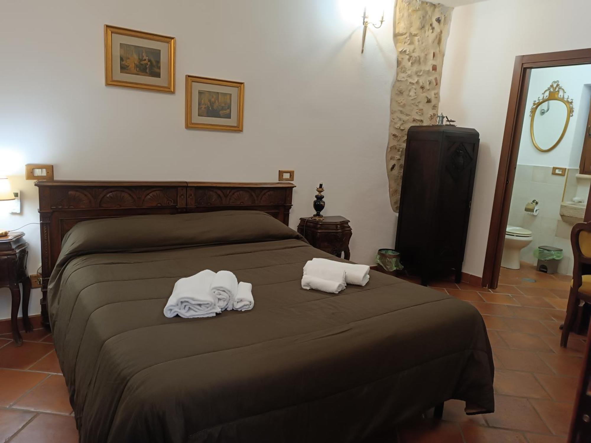La Rupe Bed And Breakfast Norma Номер фото