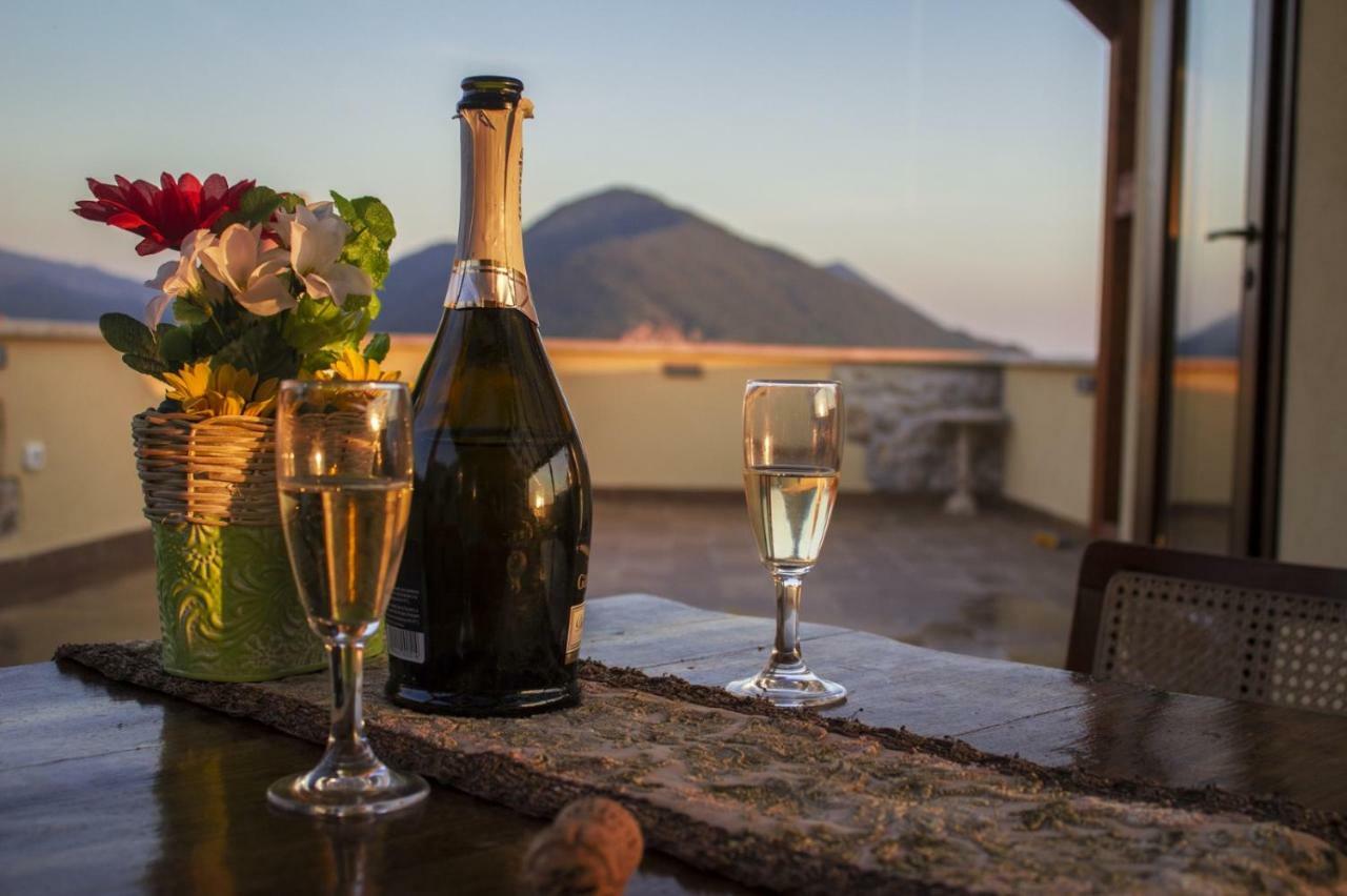 La Rupe Bed And Breakfast Norma Екстер'єр фото
