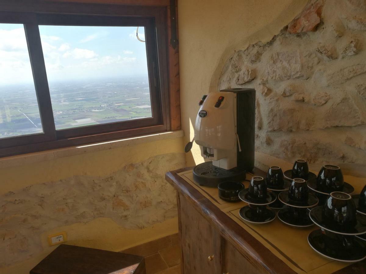 La Rupe Bed And Breakfast Norma Екстер'єр фото